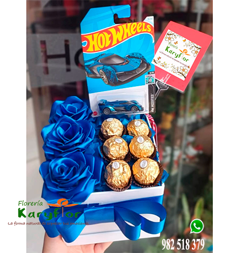 Box 1 Hot Wheels<BR>6 Ferreros-3 Rosas<BR>Car_003