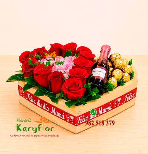 Mamá Riccadonna<BR>12 Rosas+Ferrero<BR>Mamá_014
